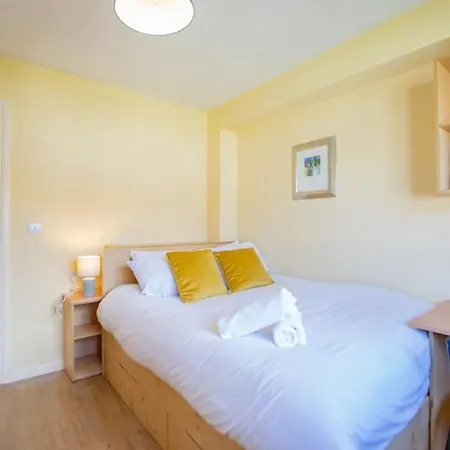 Semesterbostad 74 - 4 Bed Townhouse With Parking *
